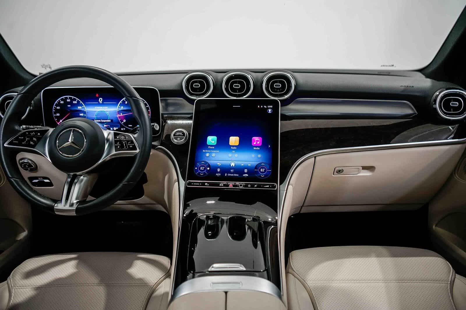 Thumbnail: 2025 Mercedes-Benz GLC - 12