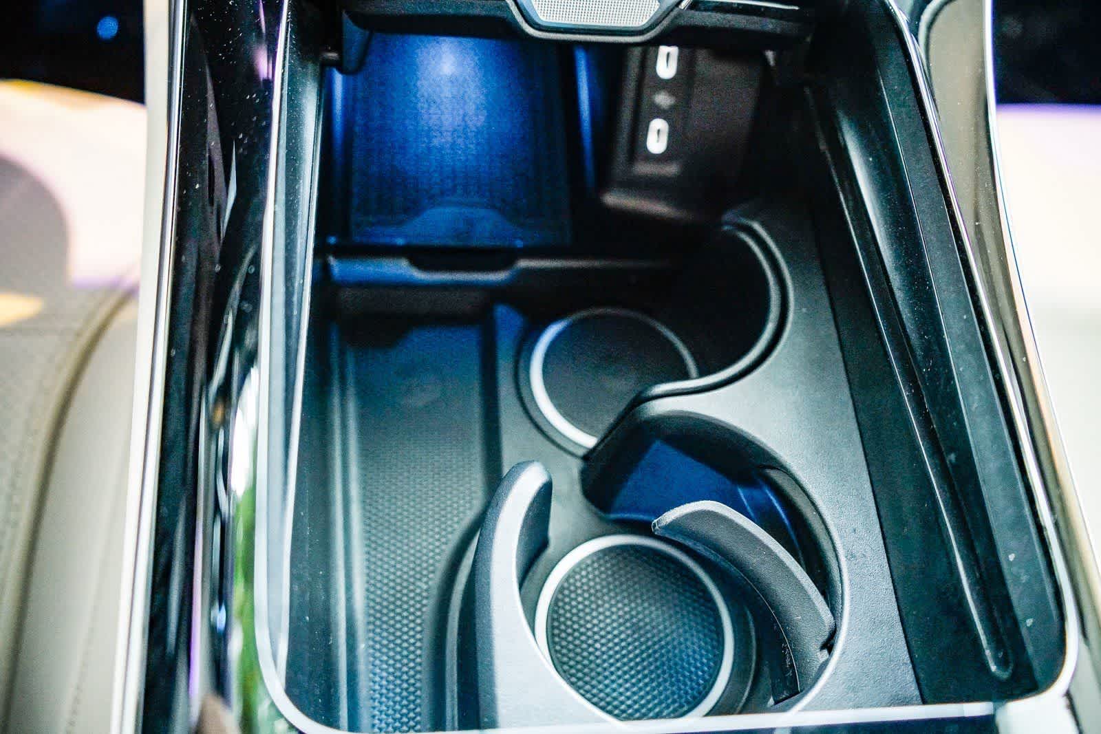 Thumbnail: 2025 Mercedes-Benz GLC - 21