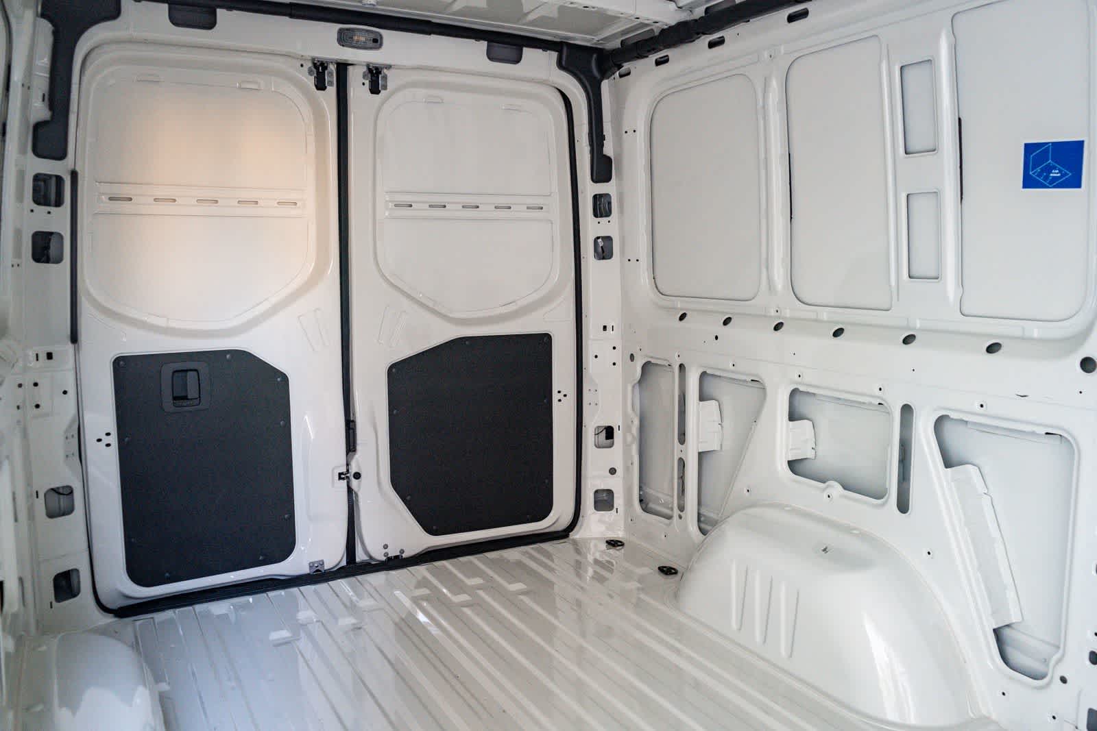 Thumbnail: 2026 Mercedes-Benz Sprinter - 18