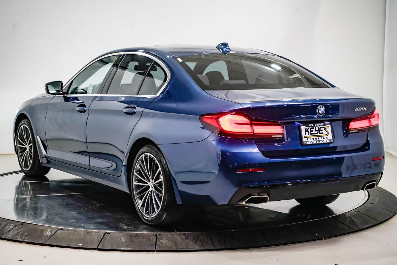 Thumbnail: 2023 BMW 5 Series - 2