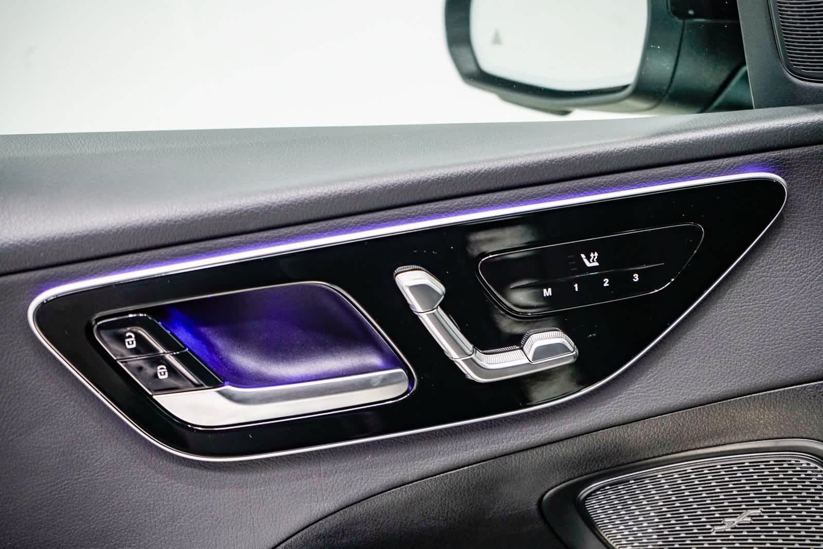 Thumbnail: 2025 Mercedes-Benz C-Class - 20