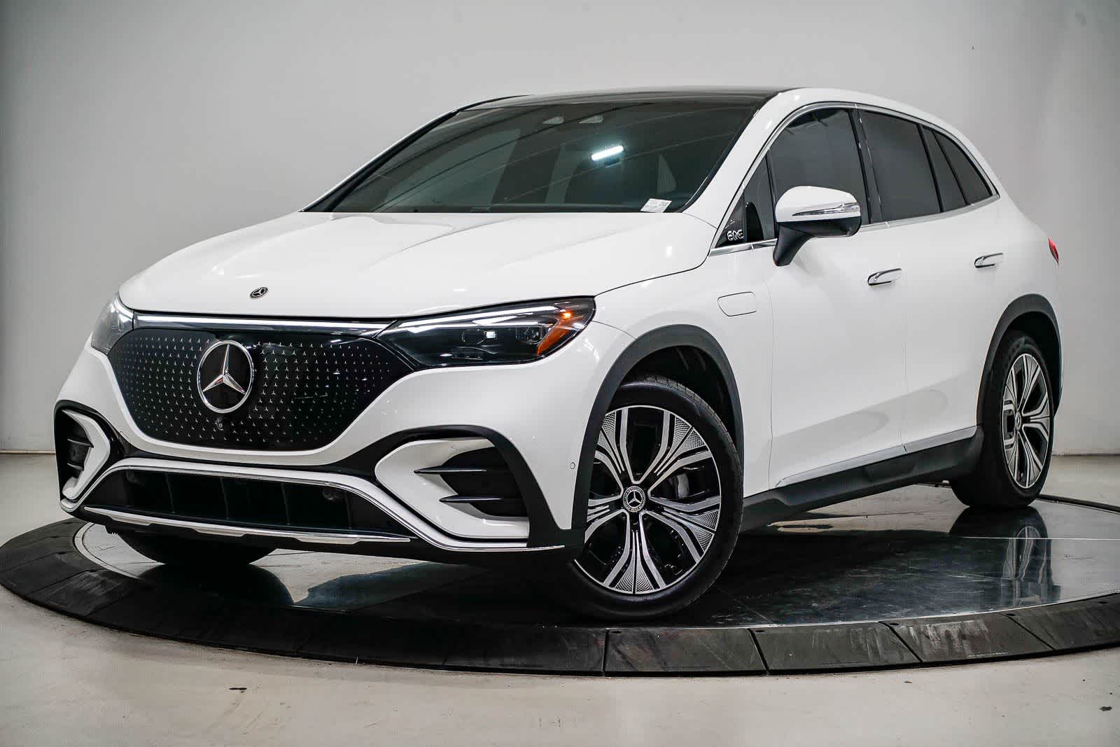 2024 Mercedes-Benz EQE 350 -
                  Van Nuys, CA