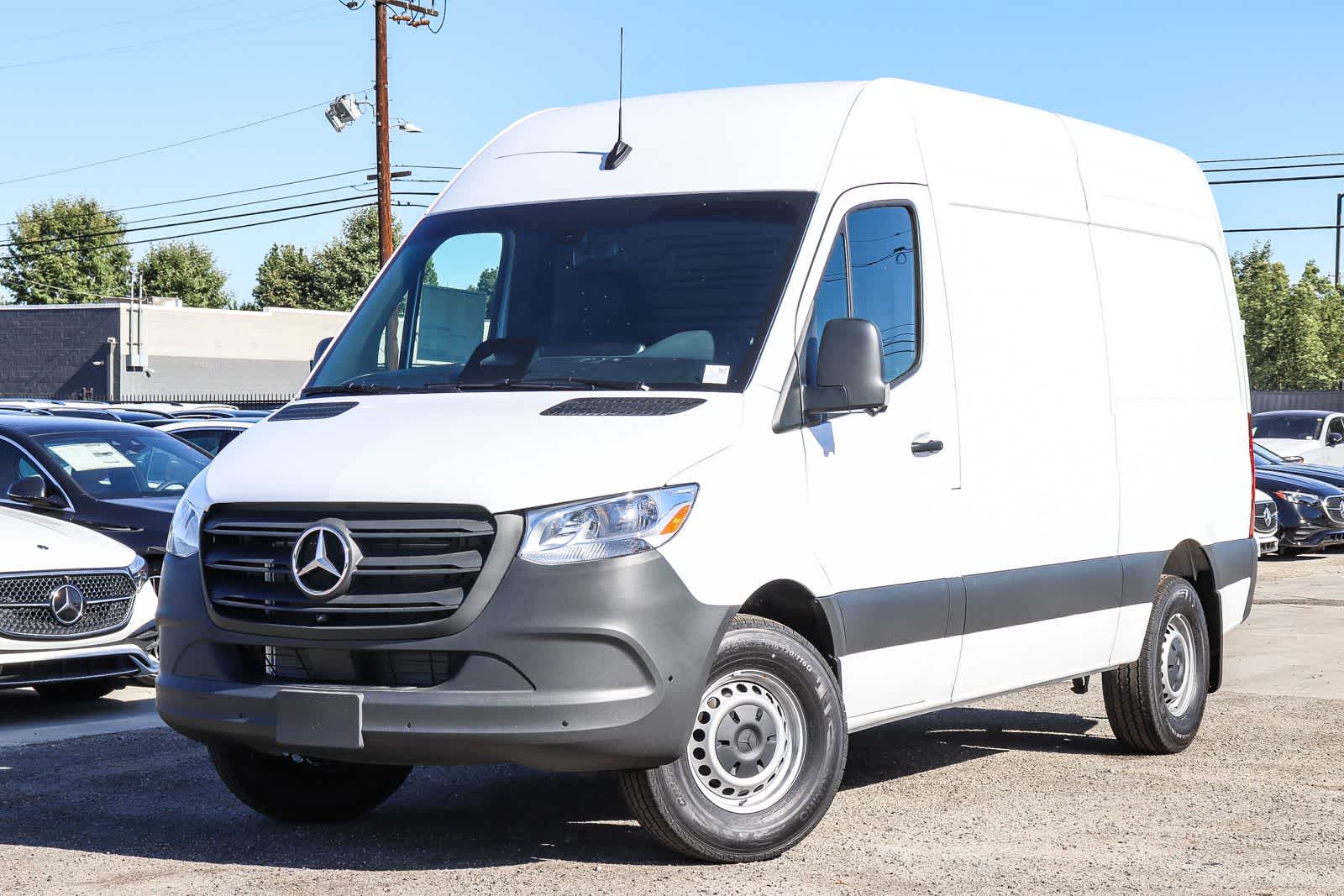Thumbnail: 2026 Mercedes-Benz Sprinter - 1