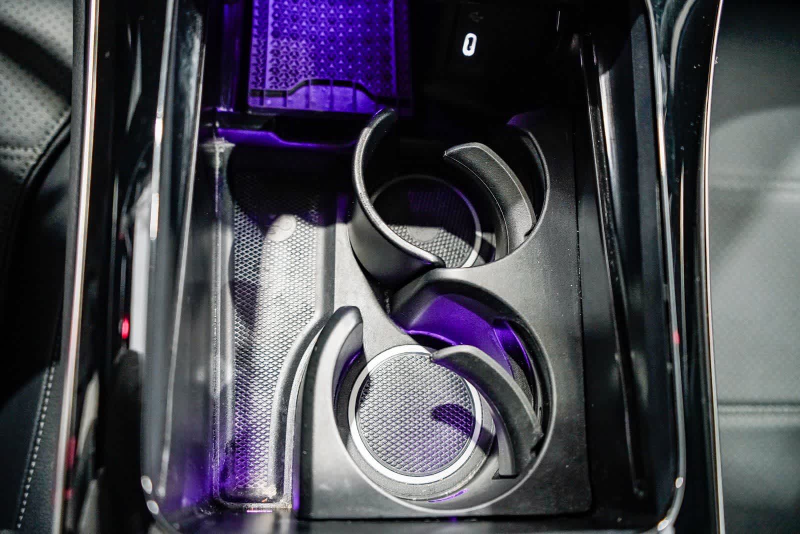 Thumbnail: 2025 Mercedes-Benz GLC - 21