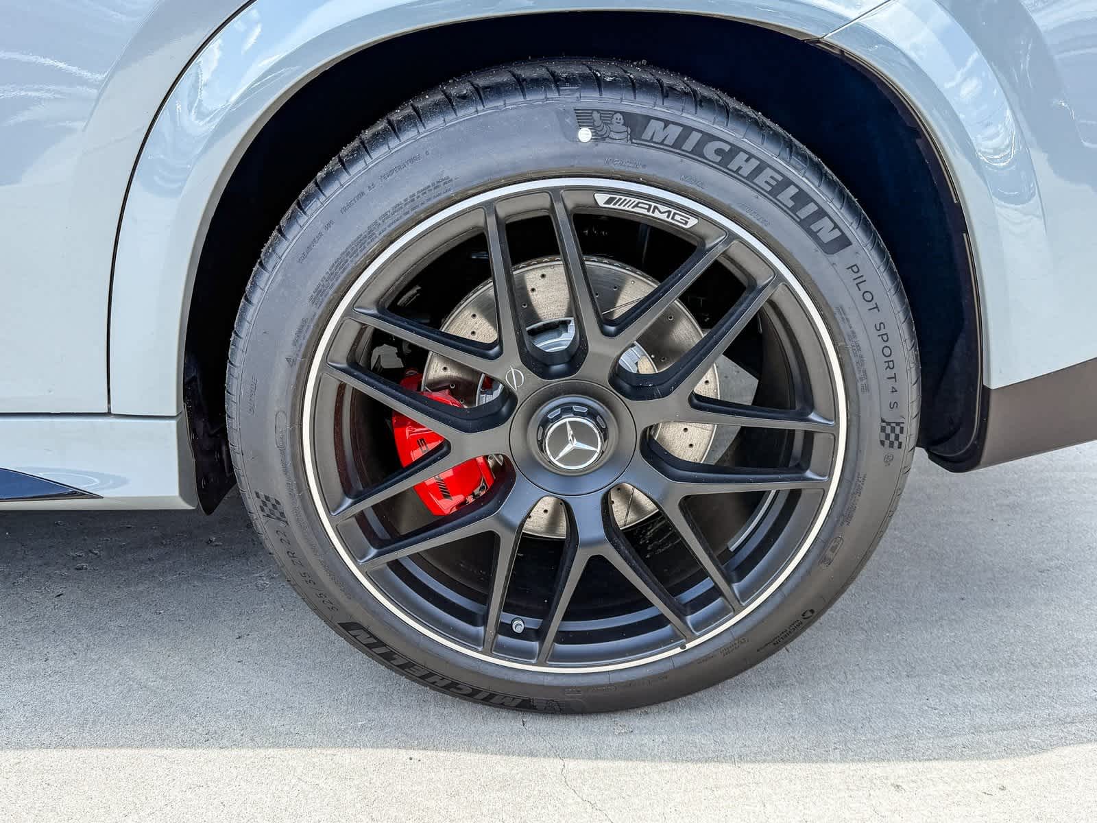 Thumbnail: 2025 Mercedes-Benz GLE - 8