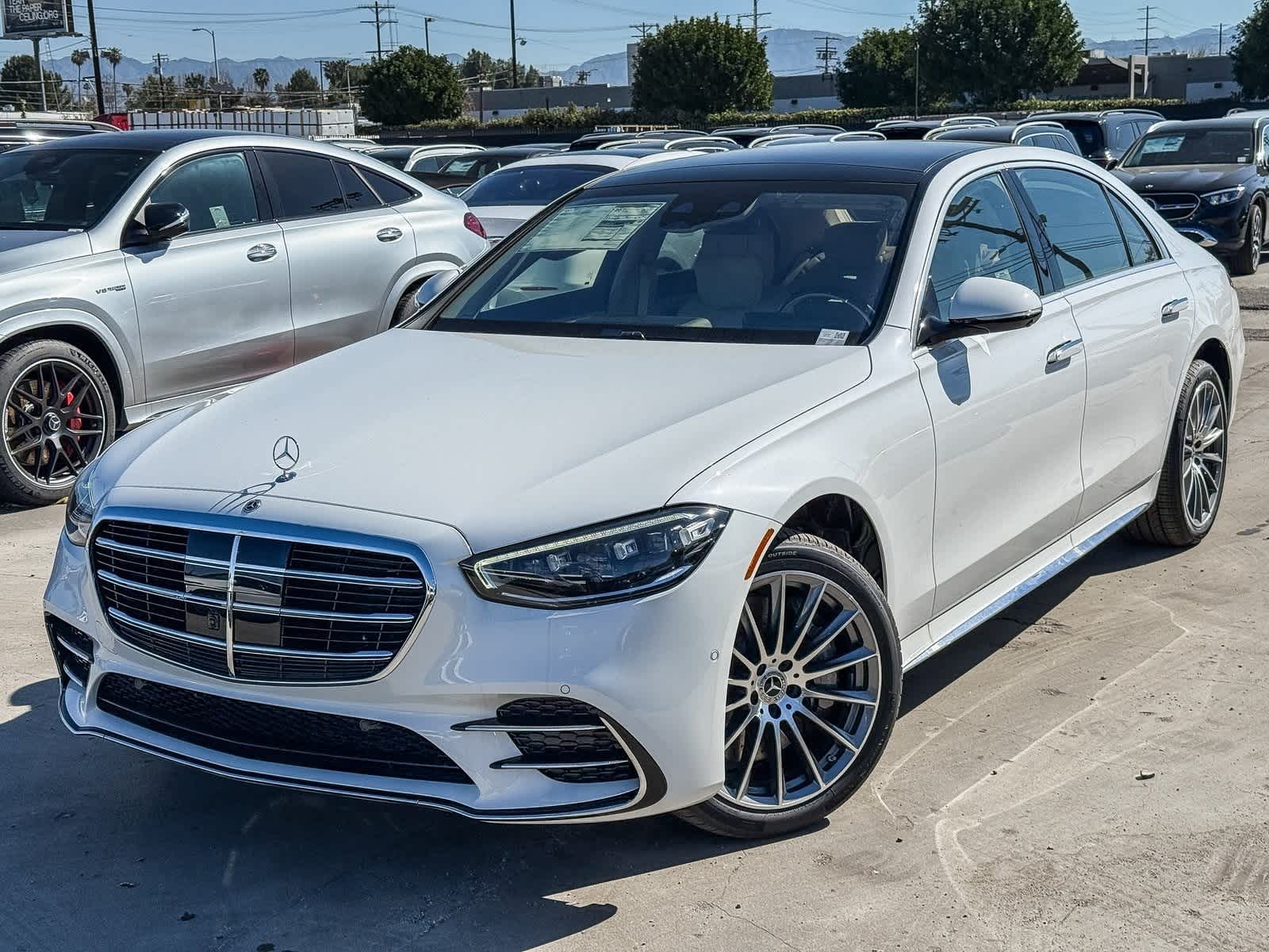 Thumbnail: 2025 Mercedes-Benz S-Class - 1