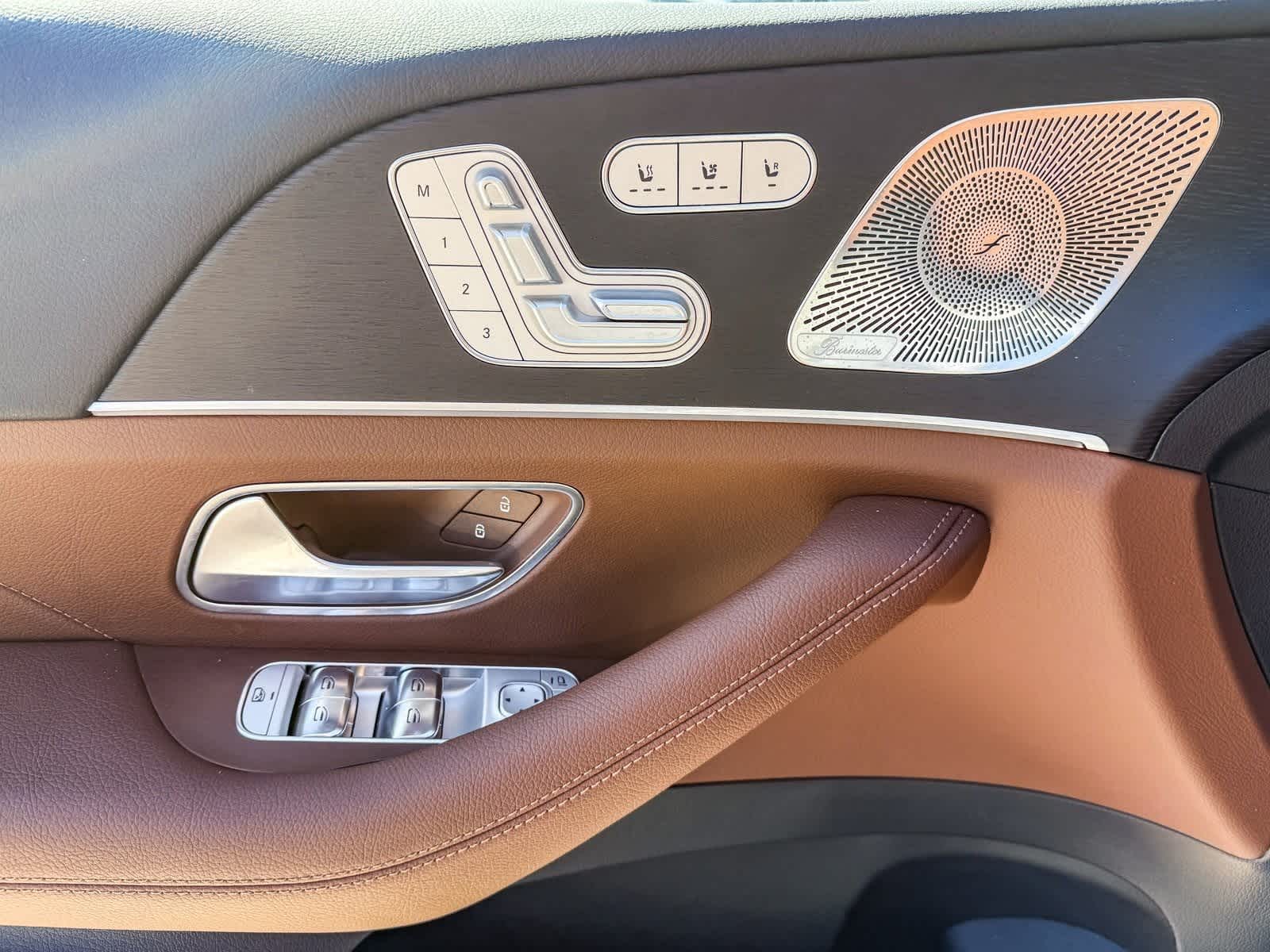 Thumbnail: 2026 Mercedes-Benz GLE - 22