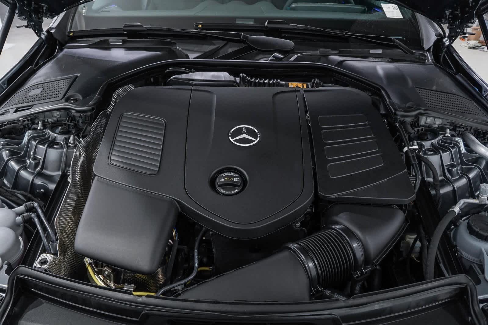 Thumbnail: 2025 Mercedes-Benz C-Class - 12