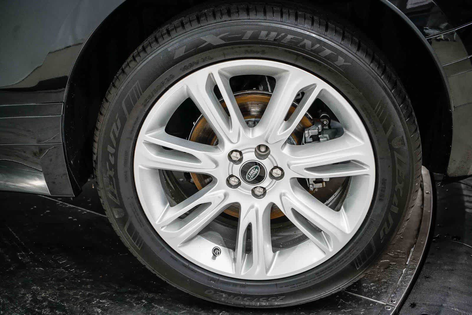 Thumbnail: 2024 Land Rover Range Rover Velar - 10