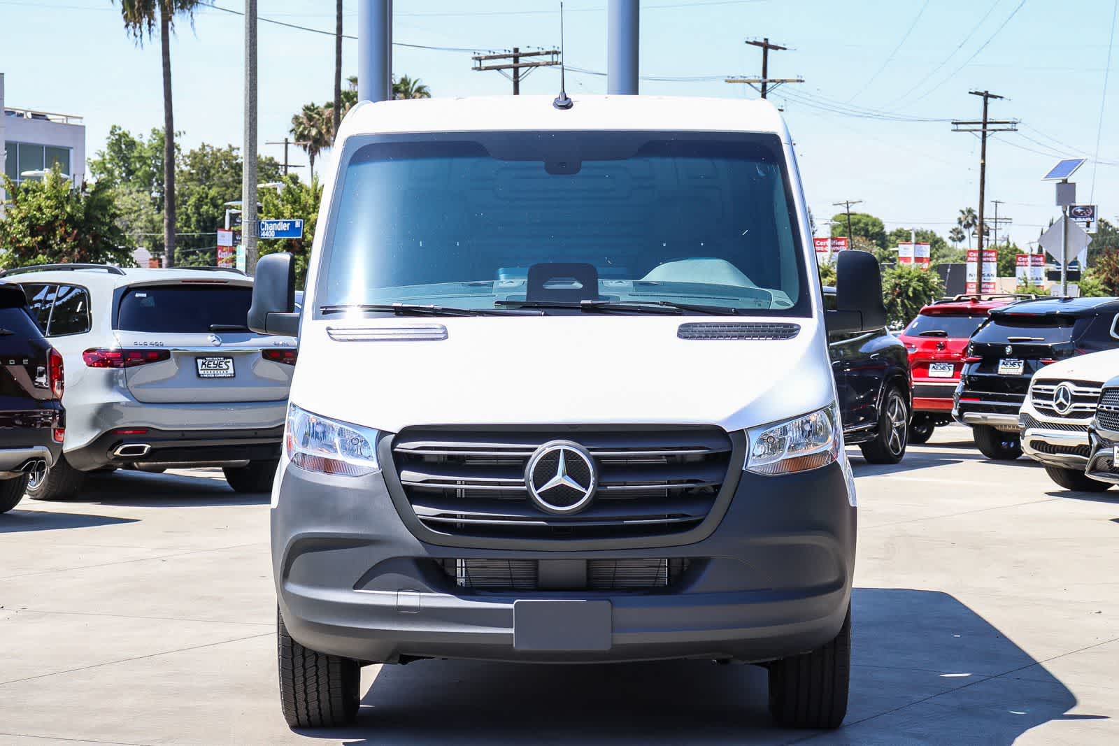 Thumbnail: 2026 Mercedes-Benz Sprinter - 6