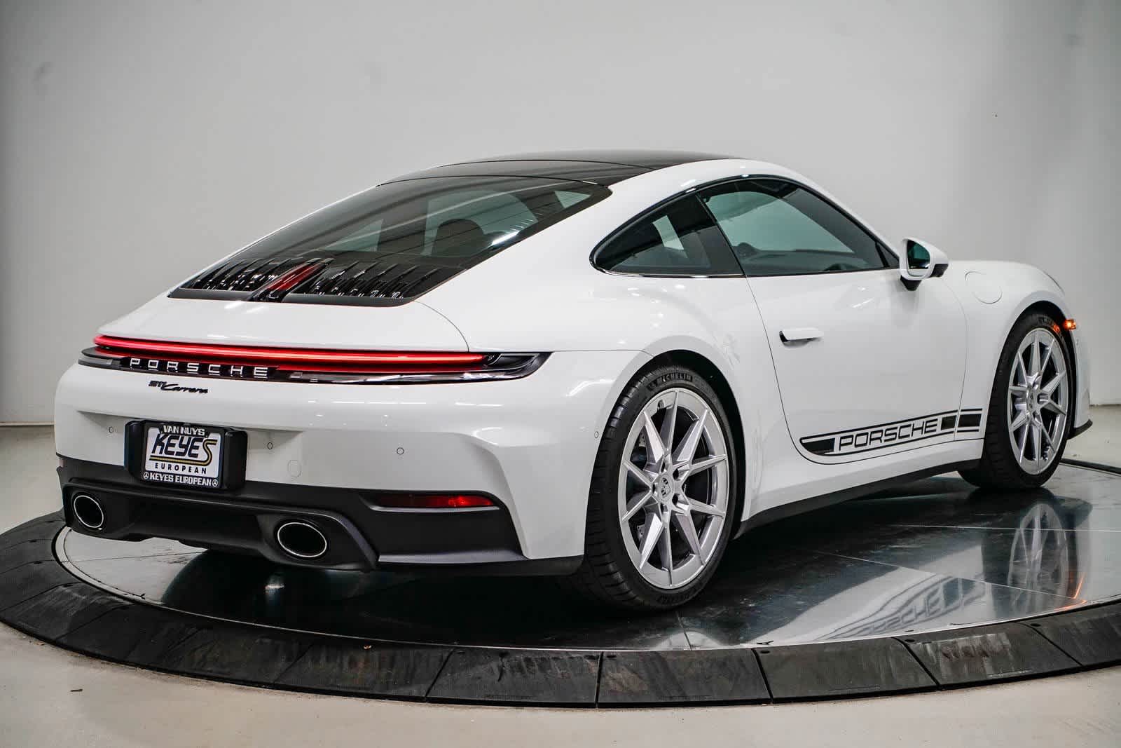 Thumbnail: 2025 Porsche 911 - 4