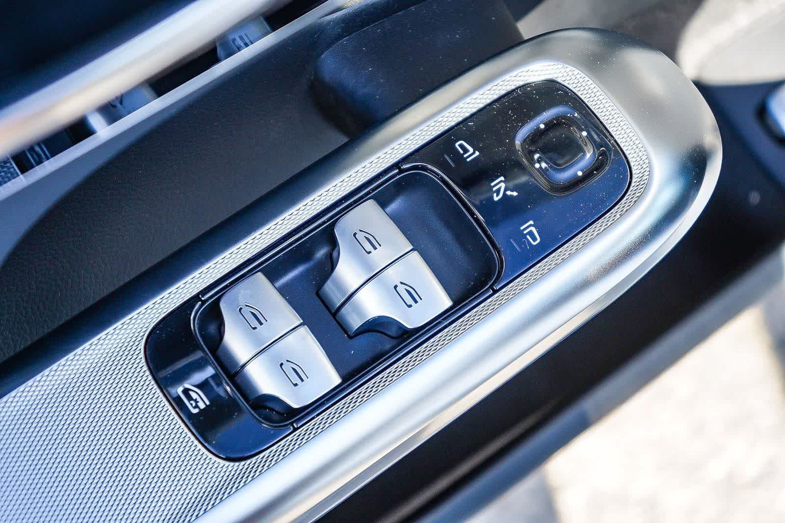 Thumbnail: 2026 Mercedes-Benz E-Class - 24