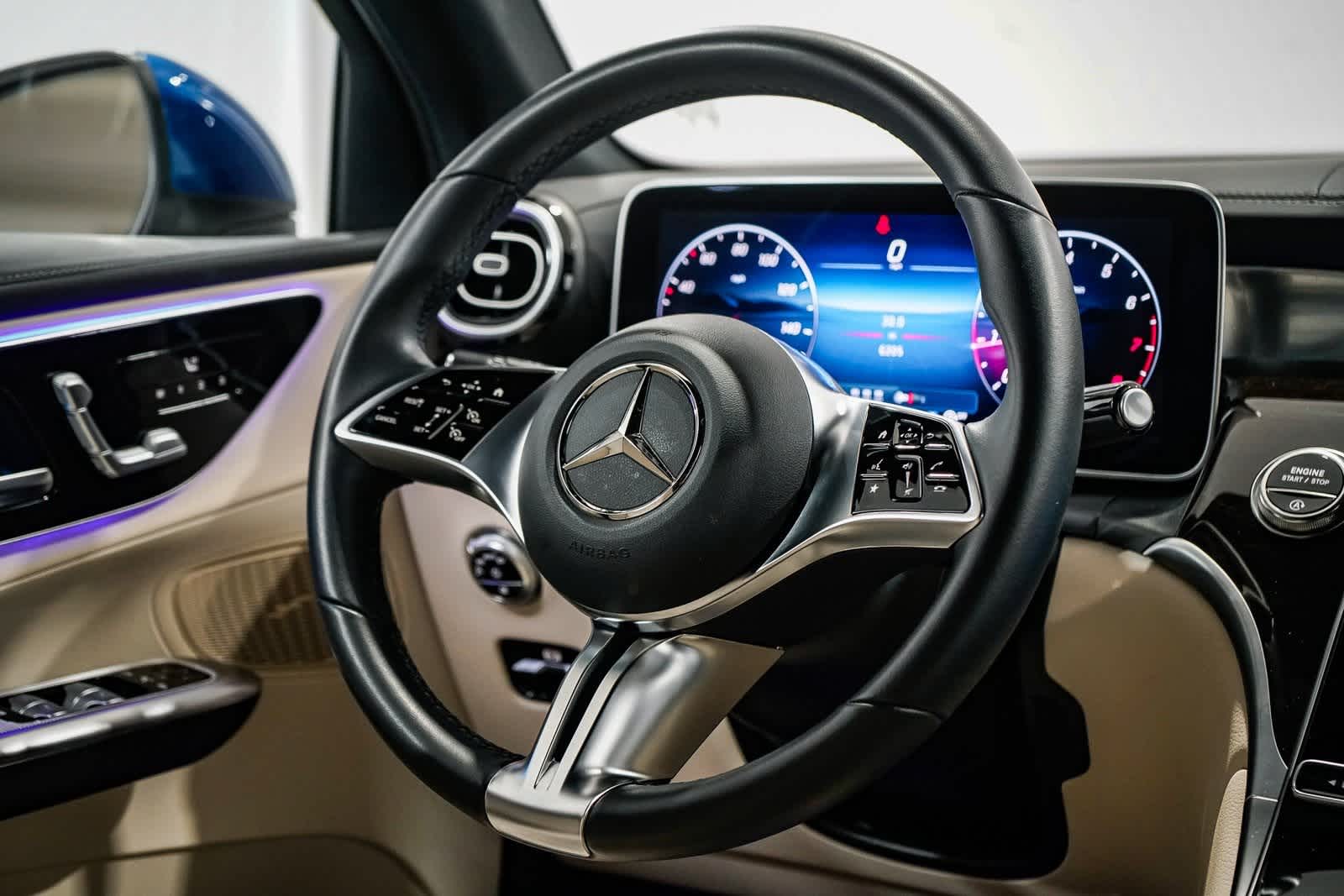 Thumbnail: 2025 Mercedes-Benz GLC - 14