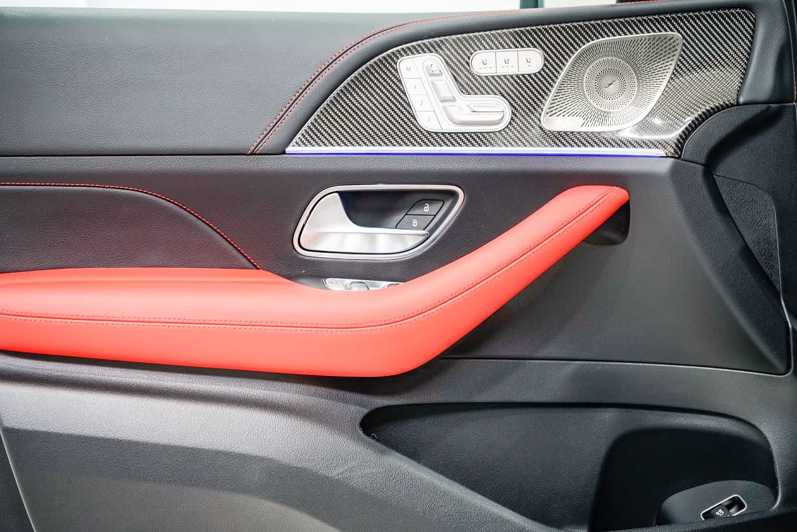 Thumbnail: 2026 Mercedes-Benz GLE - 19