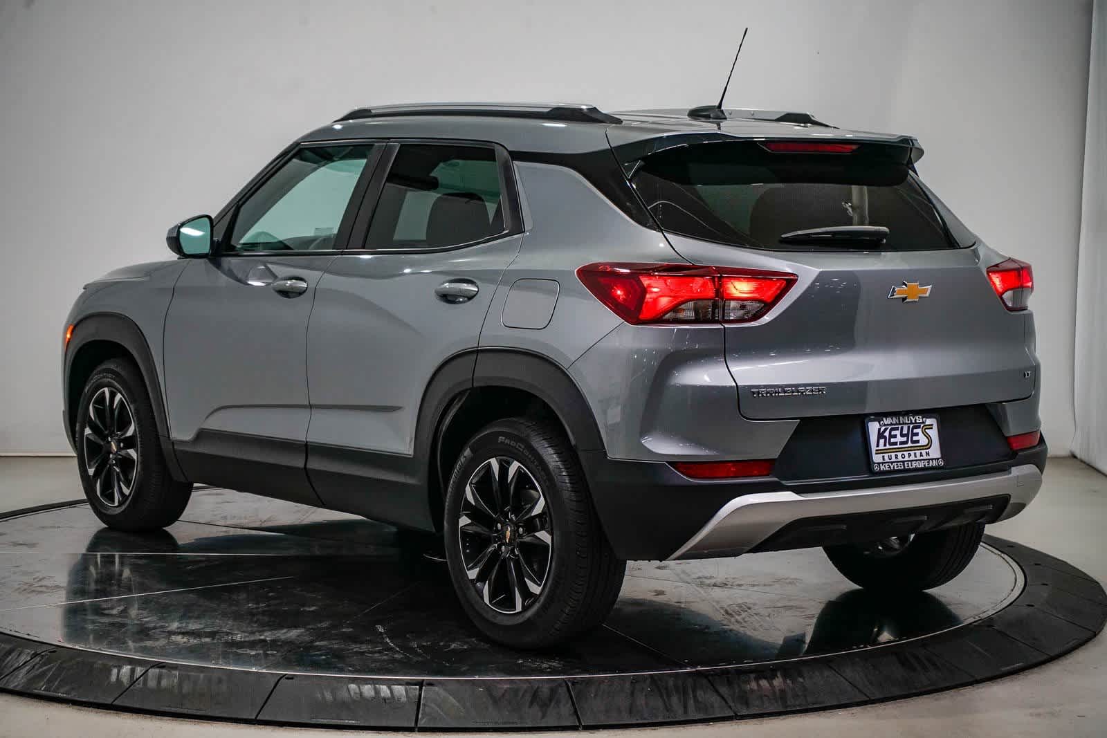 Thumbnail: 2023 Chevrolet TrailBlazer - 2