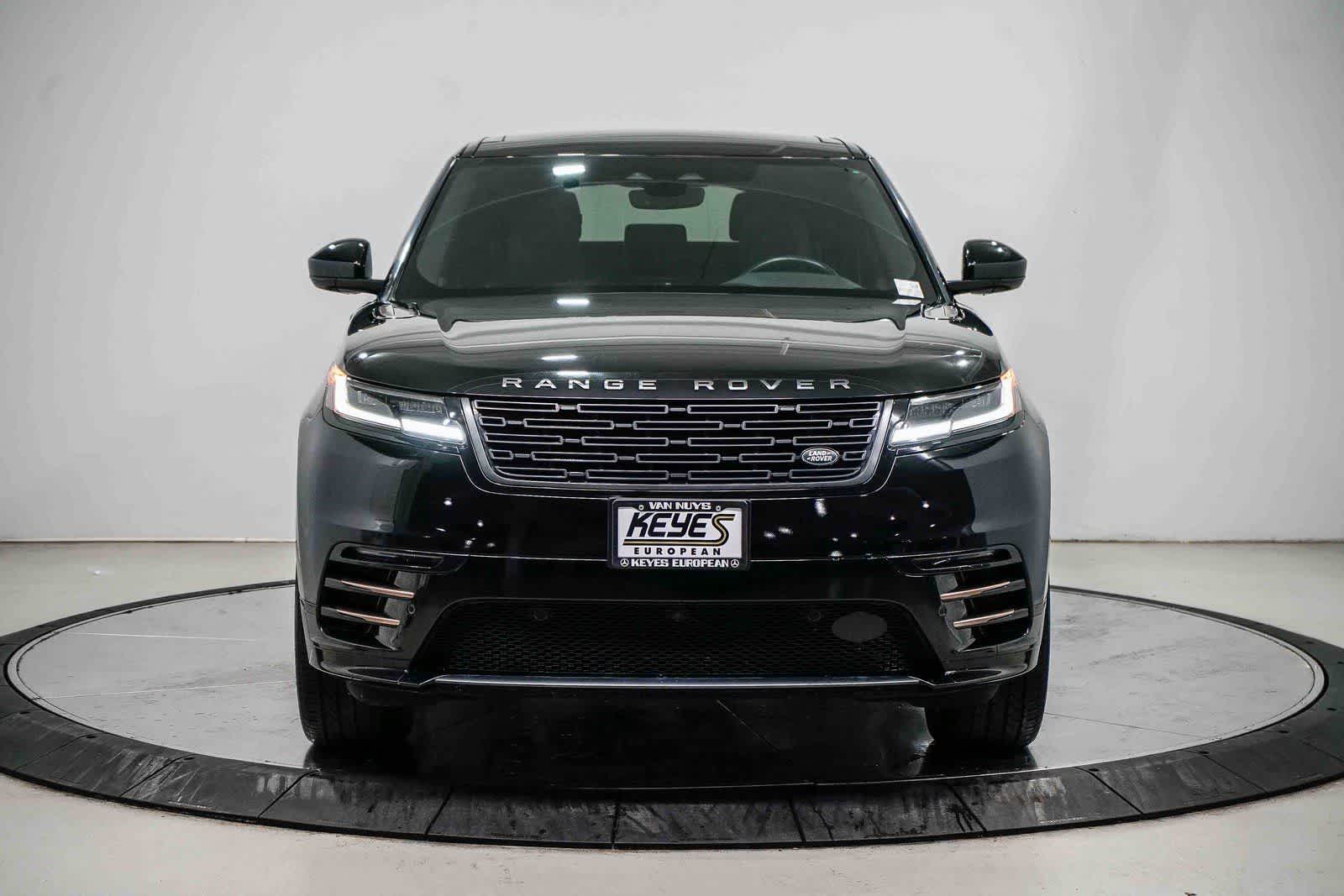Thumbnail: 2024 Land Rover Range Rover Velar - 6