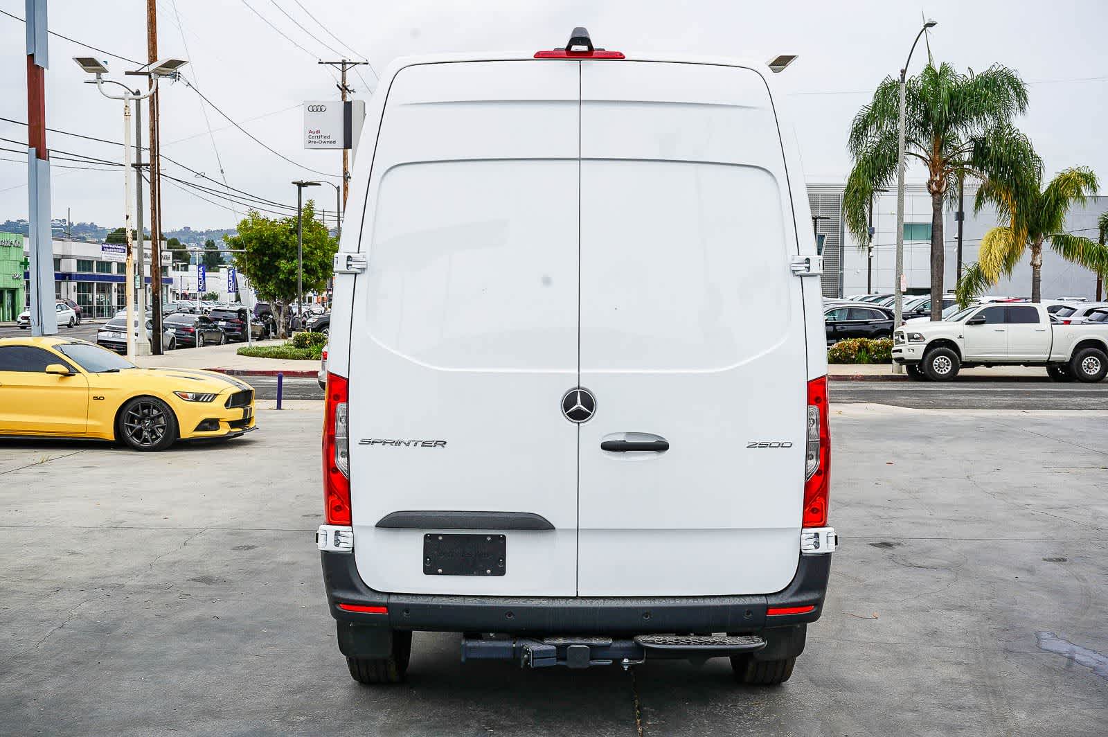 Thumbnail: 2026 Mercedes-Benz Sprinter - 5