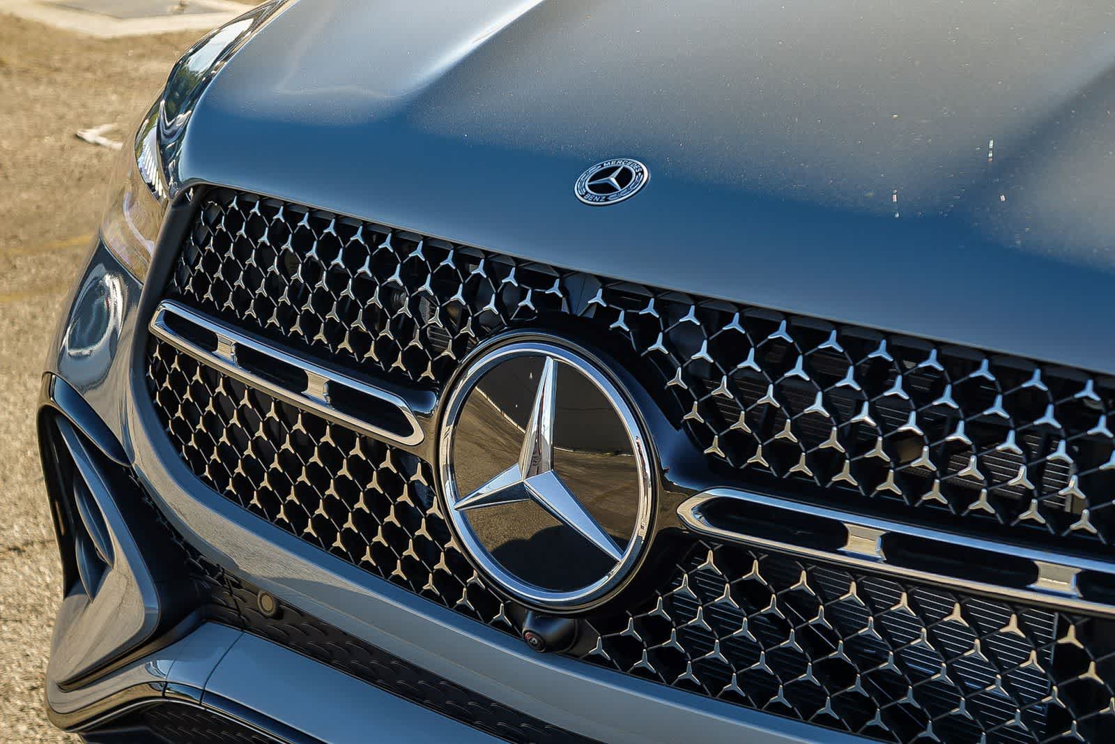 Thumbnail: 2026 Mercedes-Benz GLE - 9