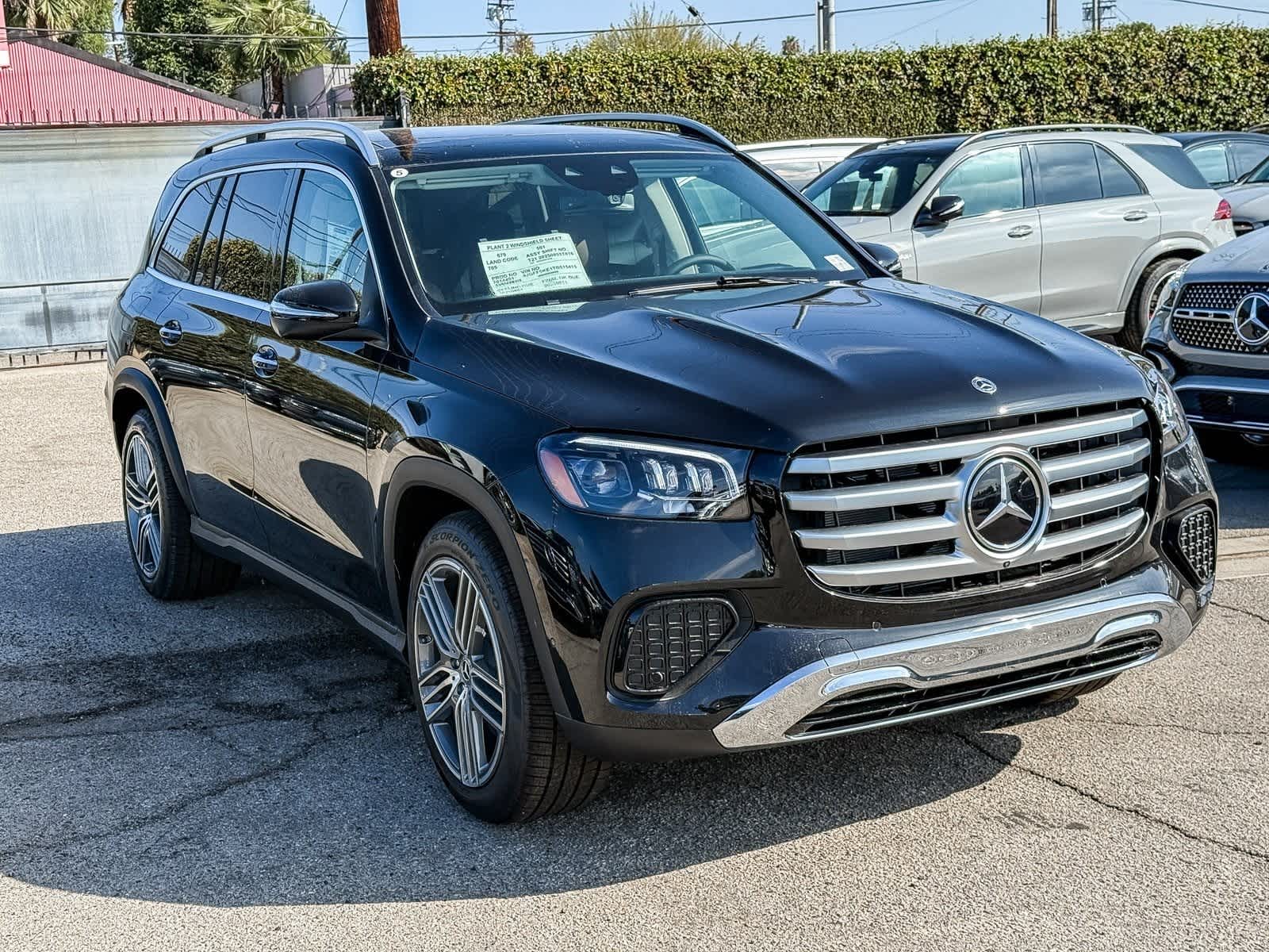 Thumbnail: 2026 Mercedes-Benz GLS - 3