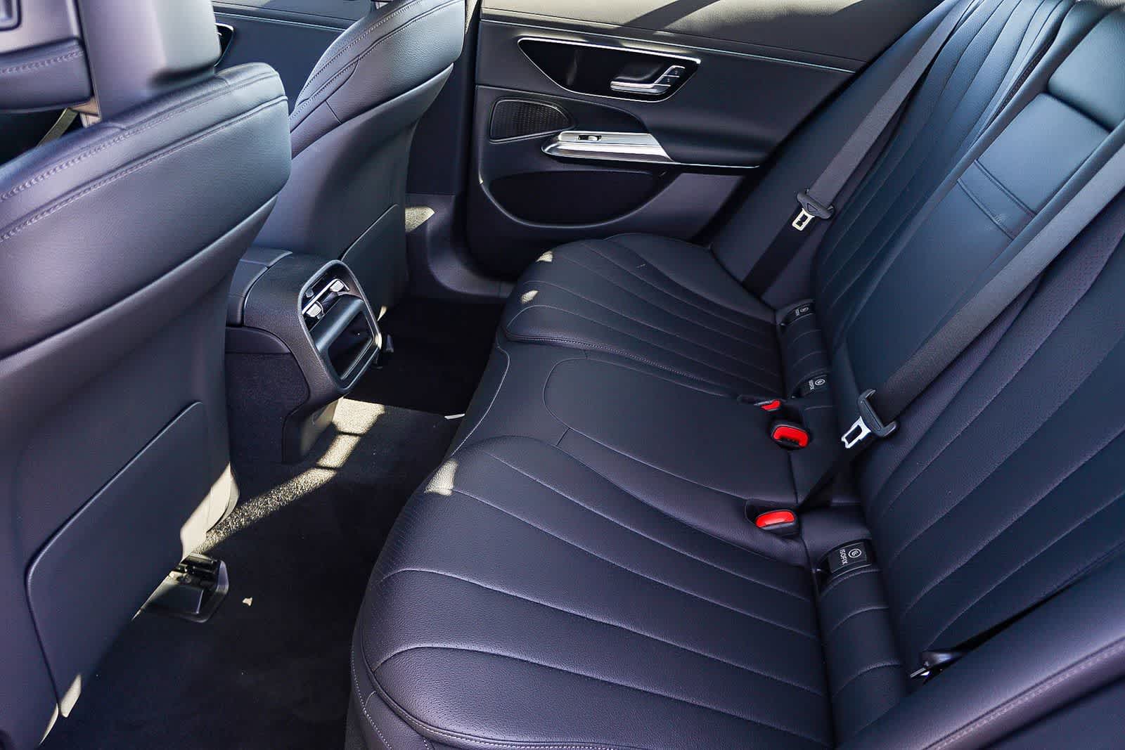 Thumbnail: 2026 Mercedes-Benz E-Class - 21