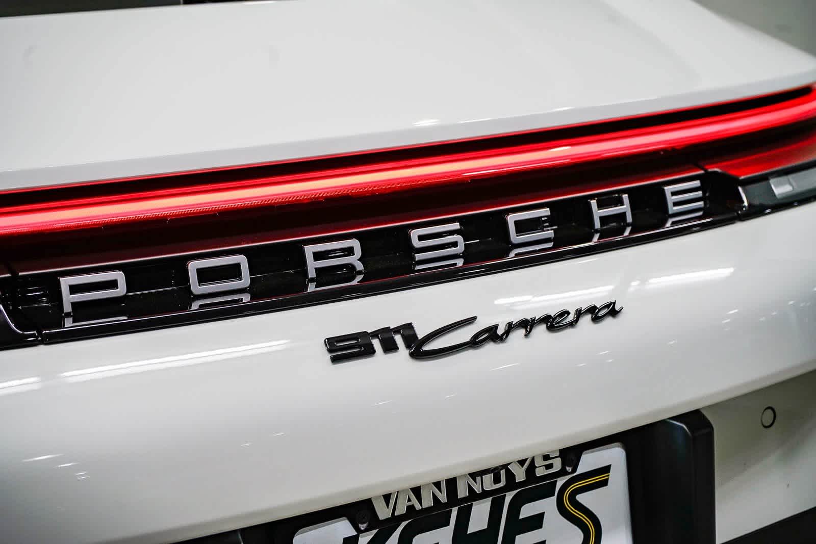 Thumbnail: 2025 Porsche 911 - 10