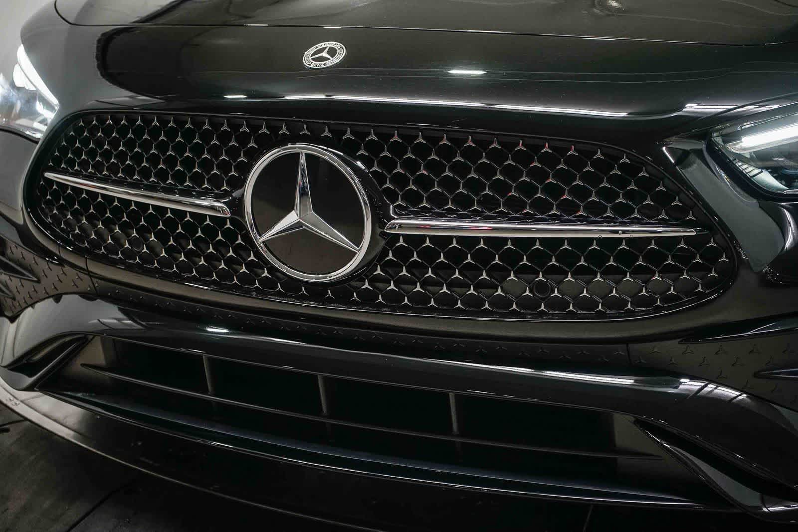 Thumbnail: 2026 Mercedes-Benz CLE - 8