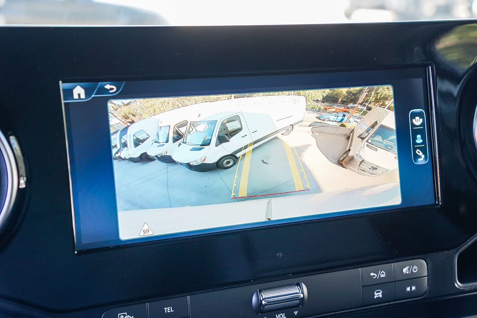 Thumbnail: 2024 Mercedes-Benz eSprinter - 26