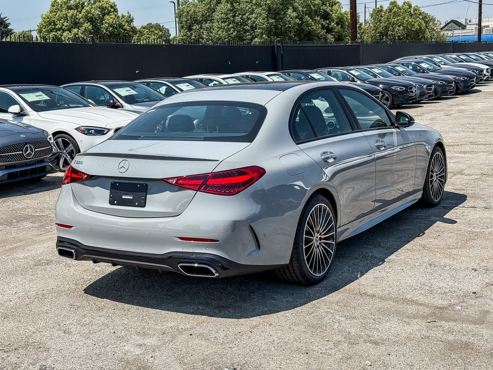 Thumbnail: 2025 Mercedes-Benz C-Class - 4