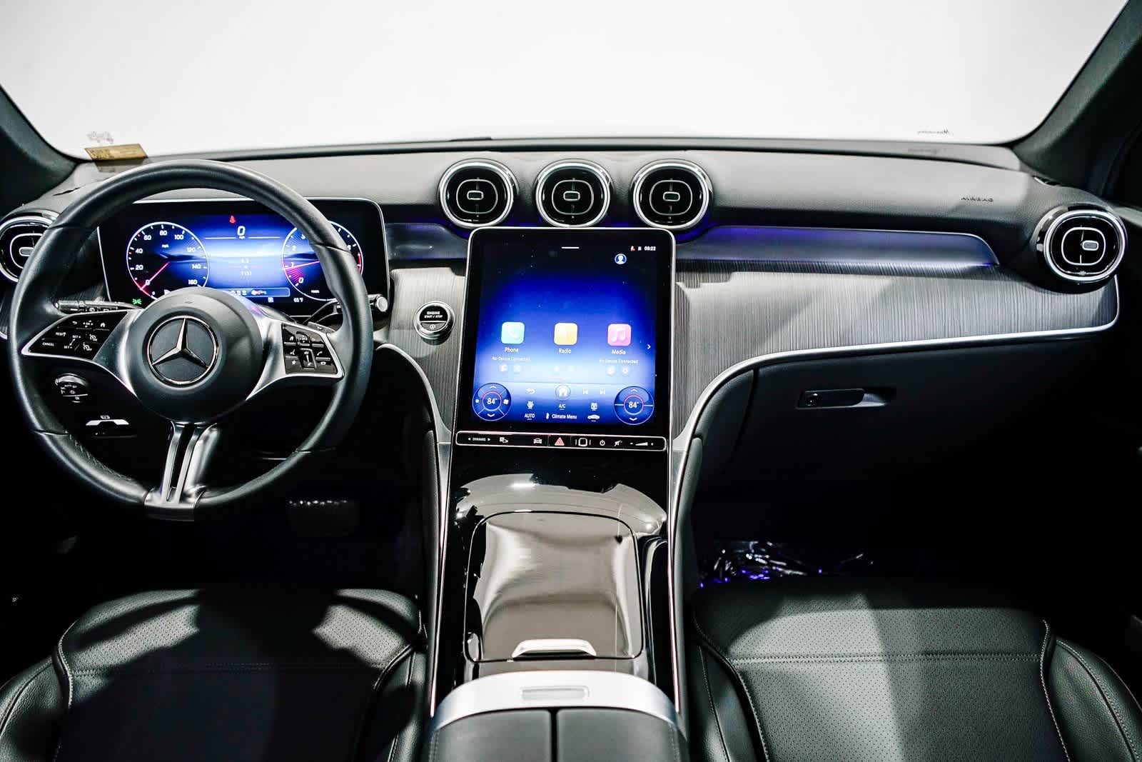 Thumbnail: 2025 Mercedes-Benz GLC - 11