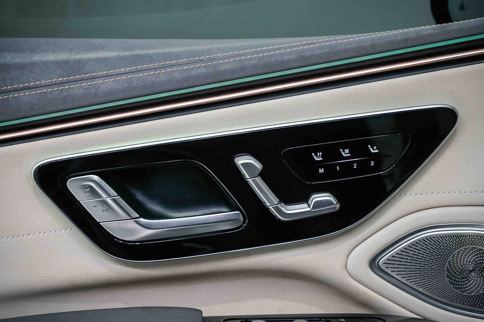 Thumbnail: 2022 Mercedes-Benz EQS - 20