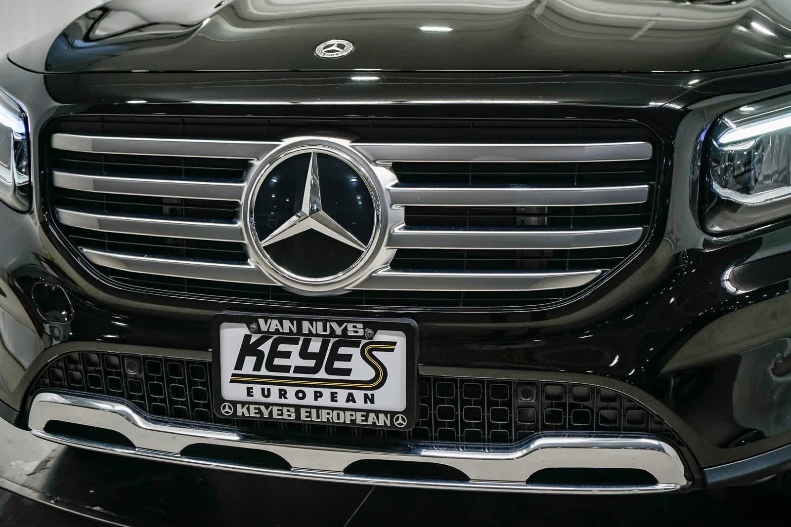 Thumbnail: 2025 Mercedes-Benz GLB - 8