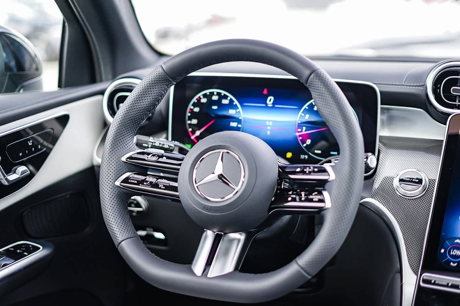 Thumbnail: 2026 Mercedes-Benz GLC - 16