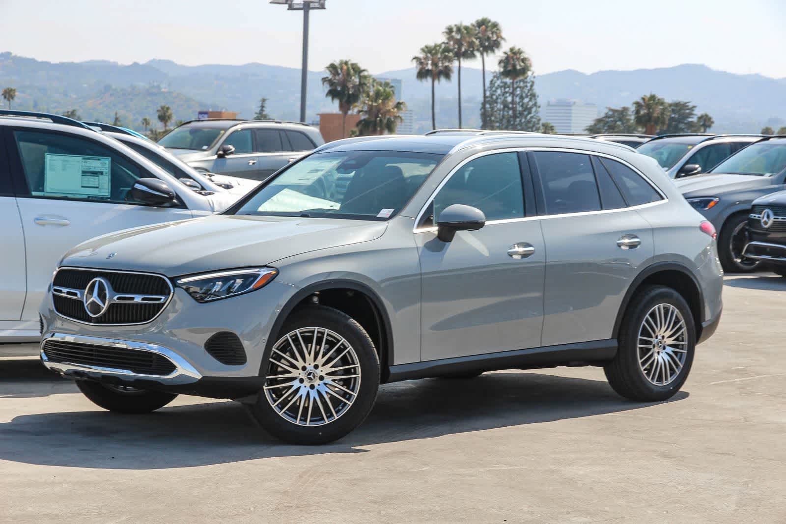 Thumbnail: 2026 Mercedes-Benz GLC - 1