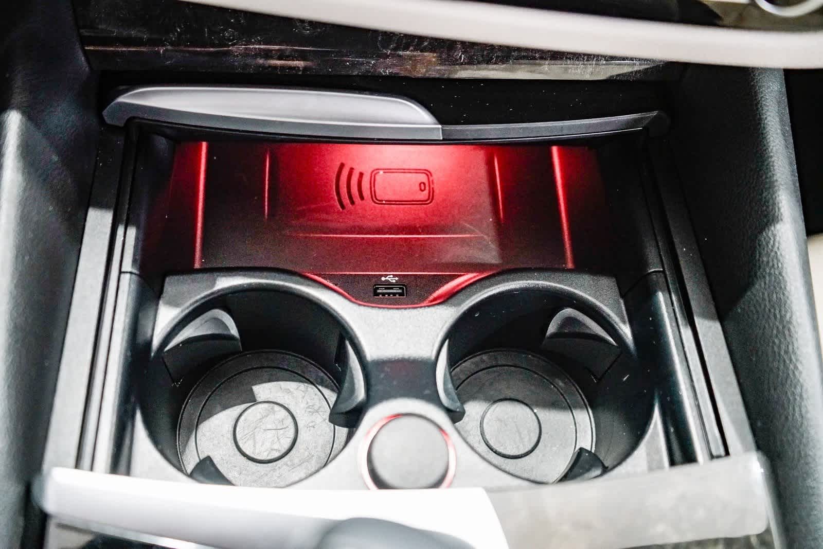 Thumbnail: 2023 BMW 5 Series - 22