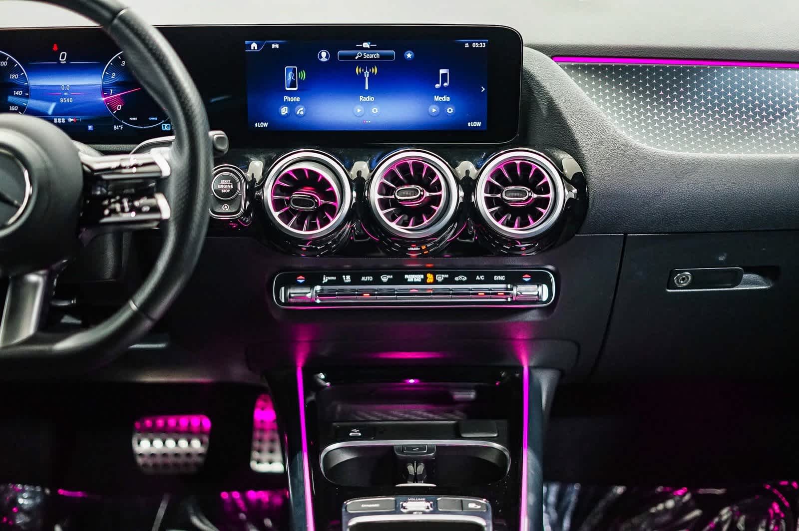 Thumbnail: 2025 Mercedes-Benz GLA - 12