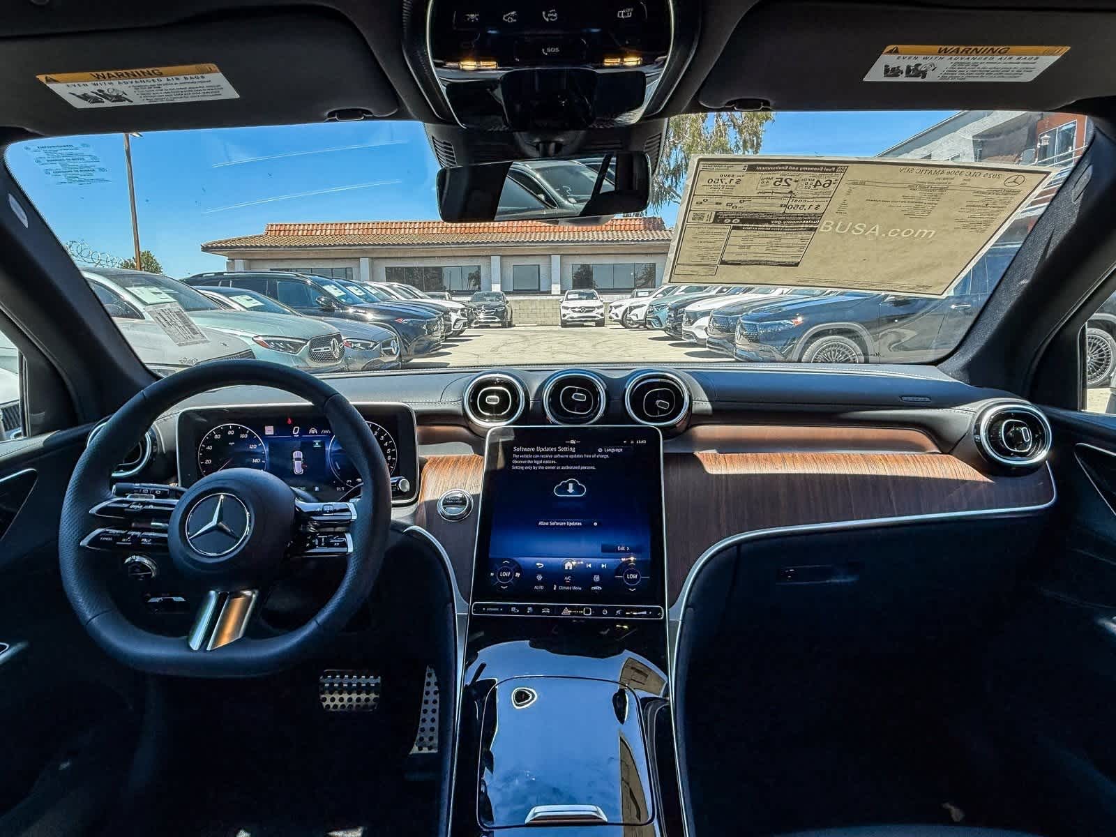 Thumbnail: 2025 Mercedes-Benz GLC - 13