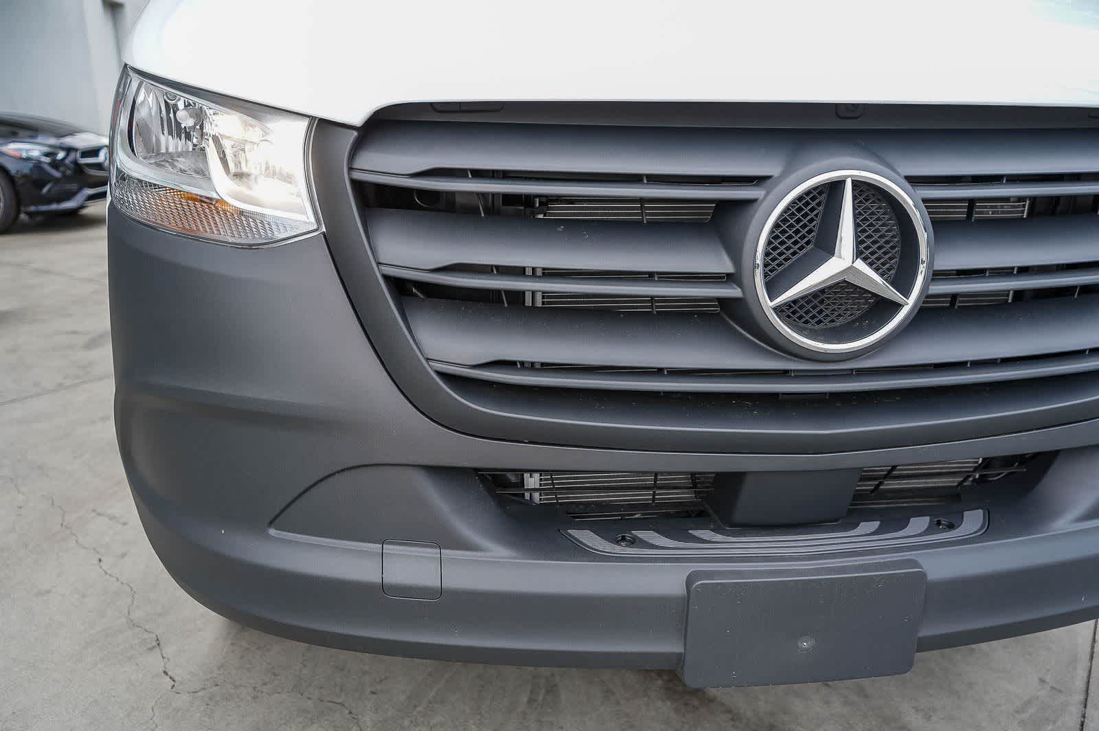 Thumbnail: 2026 Mercedes-Benz Sprinter - 11
