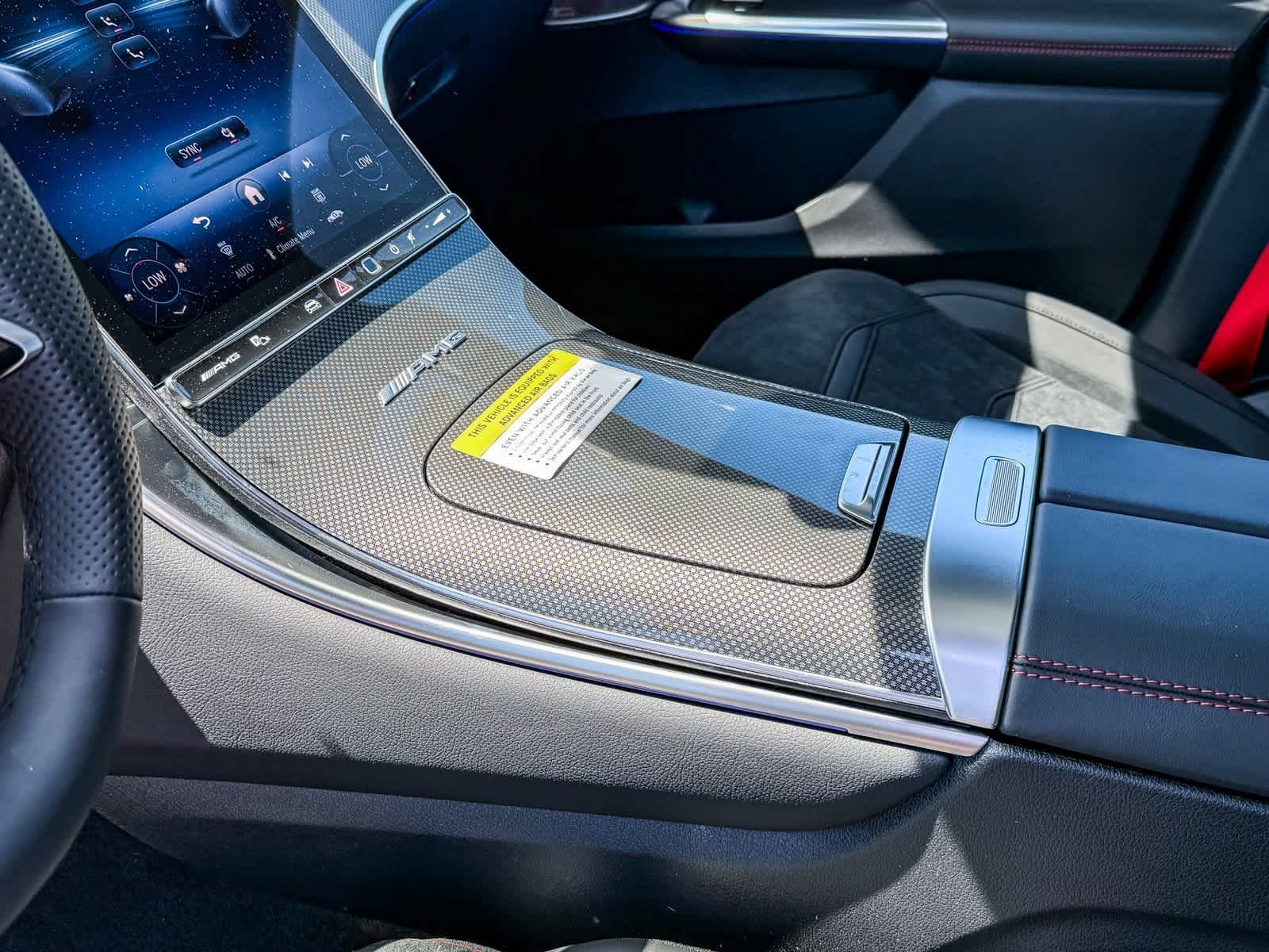 Thumbnail: 2025 Mercedes-Benz GLC - 21