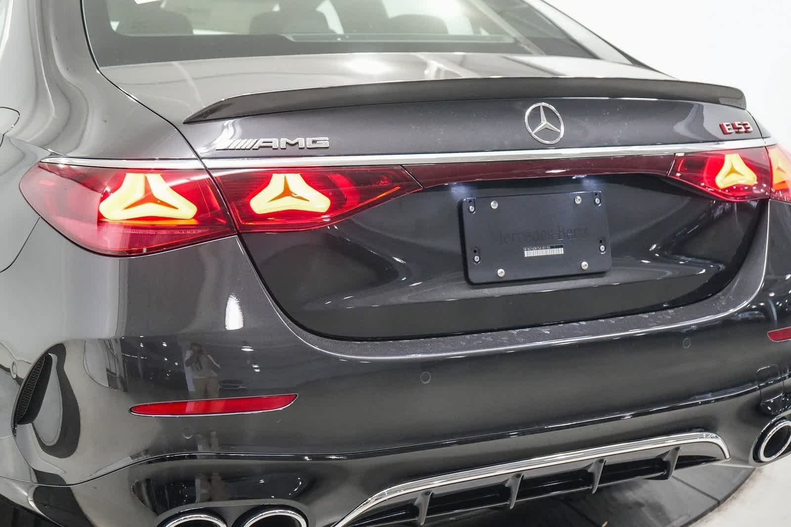 Thumbnail: 2025 Mercedes-Benz E-Class - 12