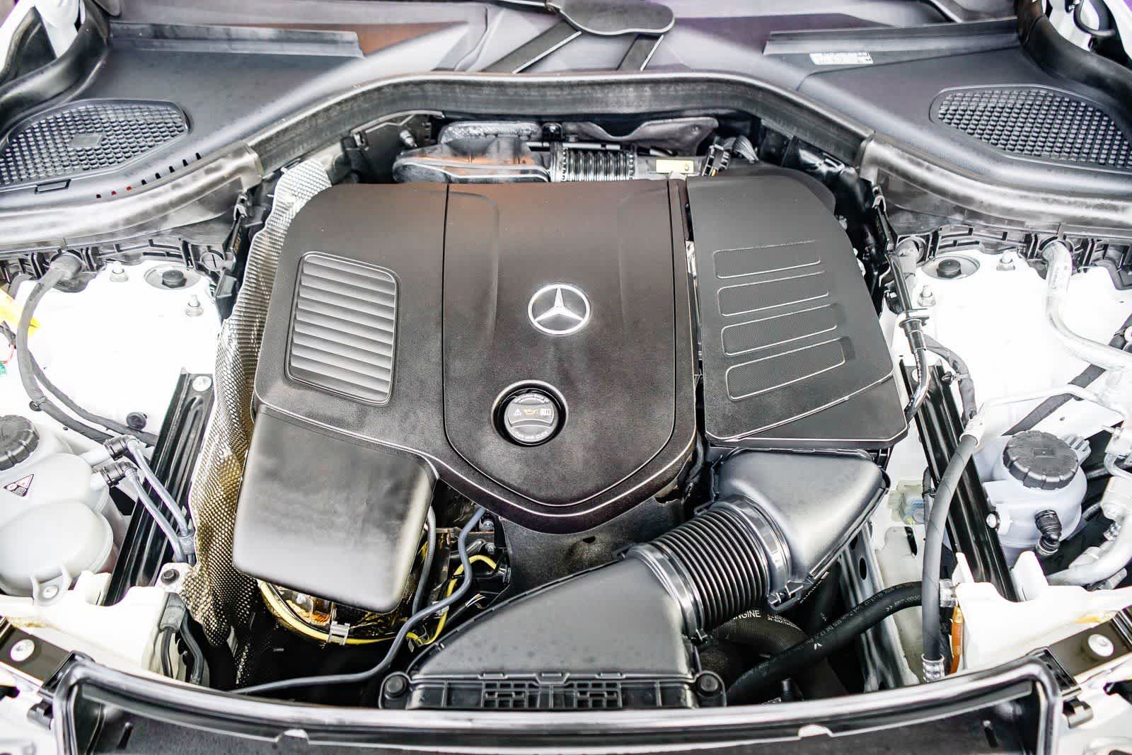 Thumbnail: 2025 Mercedes-Benz GLC - 27