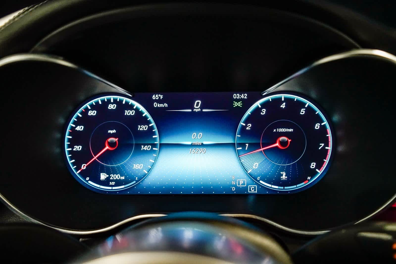 Thumbnail: 2023 Mercedes-Benz C-Class - 24