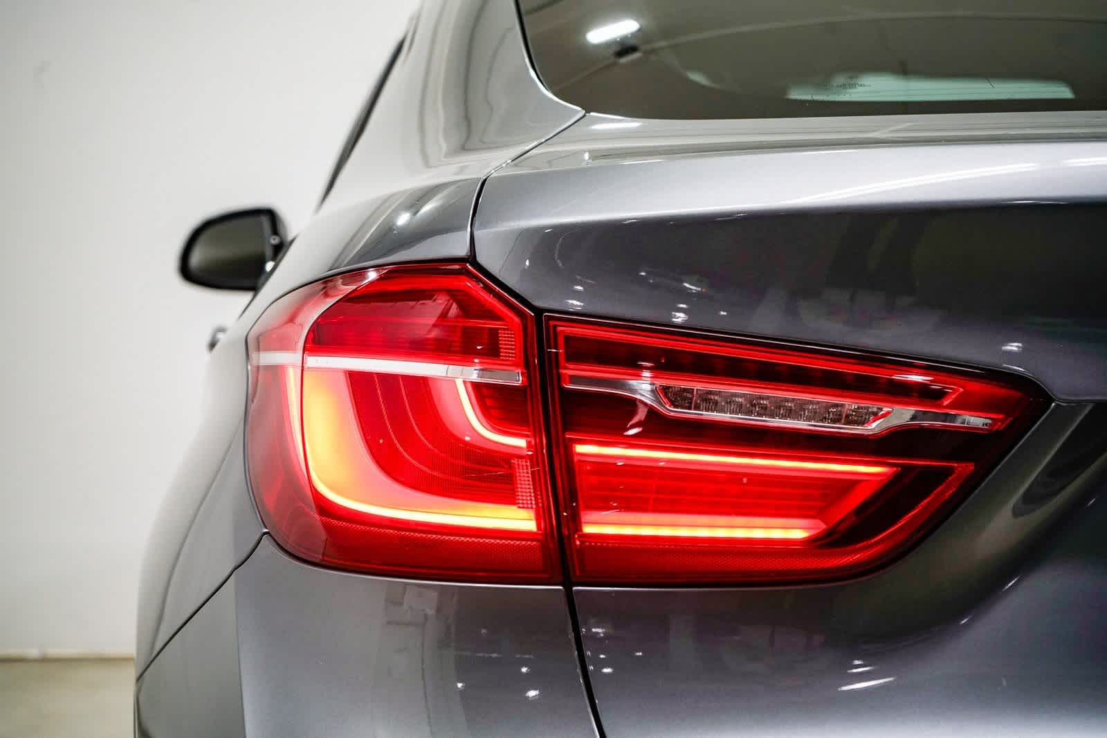 Thumbnail: 2019 BMW X6 - 9