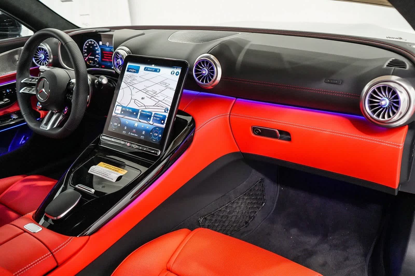 Thumbnail: 2025 Mercedes-Benz AMG GT - 24