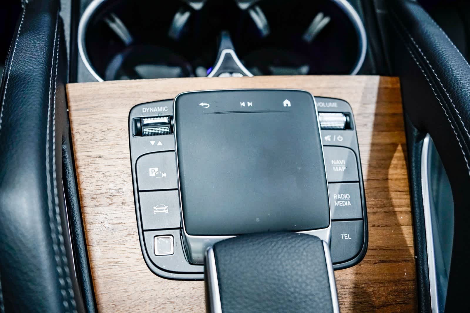 Thumbnail: 2025 Mercedes-Benz GLE - 23