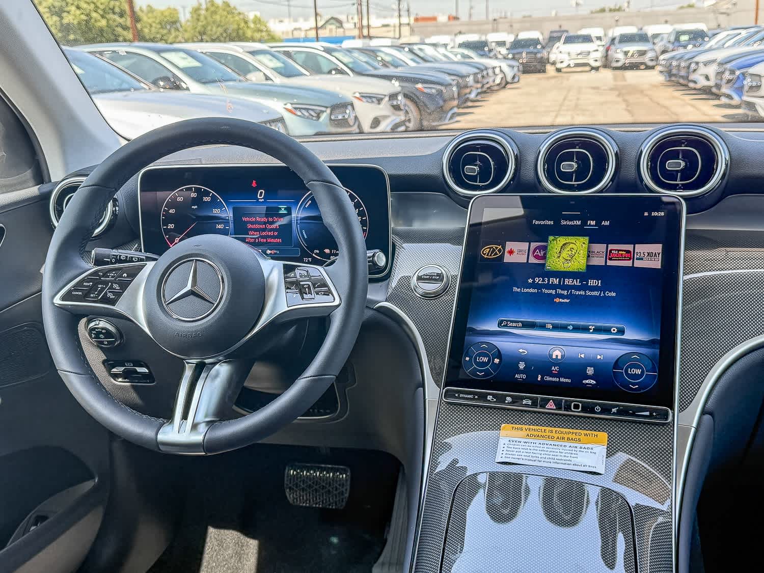 Thumbnail: 2025 Mercedes-Benz GLC - 15
