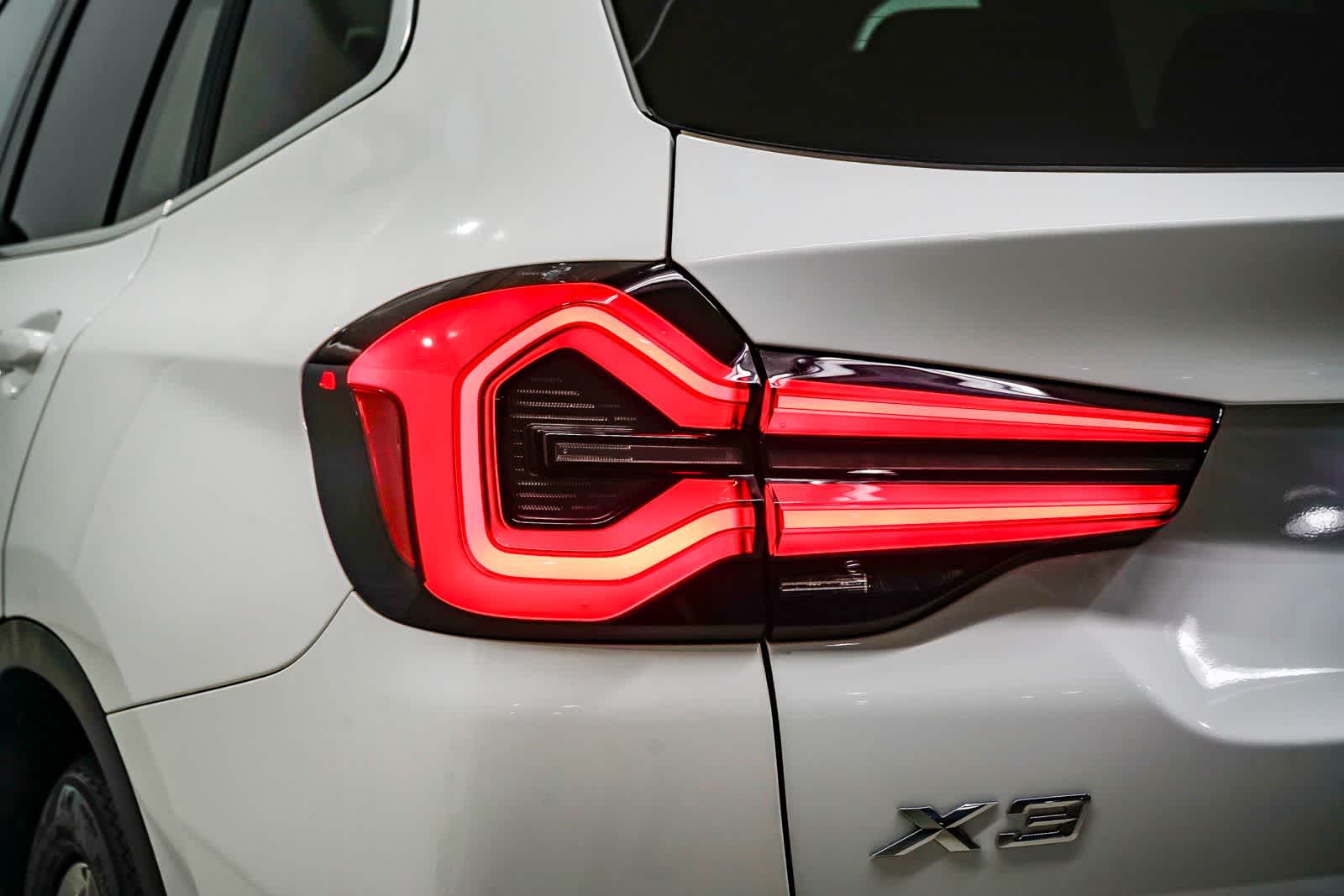 Thumbnail: 2022 BMW X3 - 9