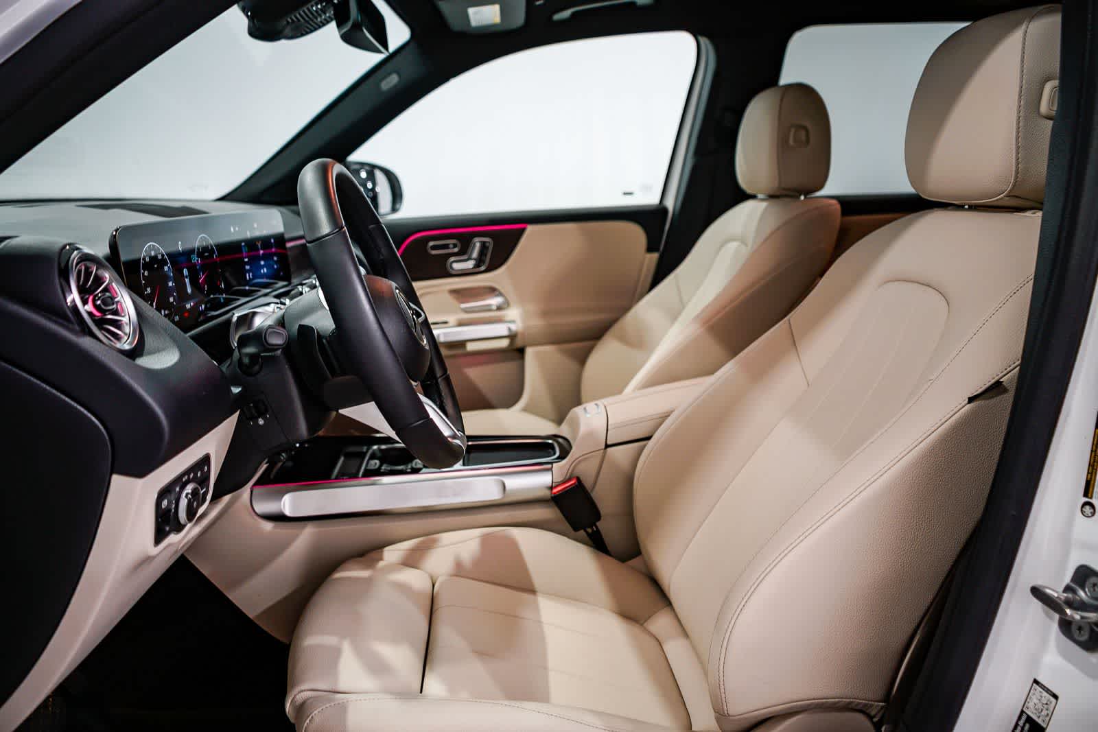 Thumbnail: 2026 Mercedes-Benz GLB - 17