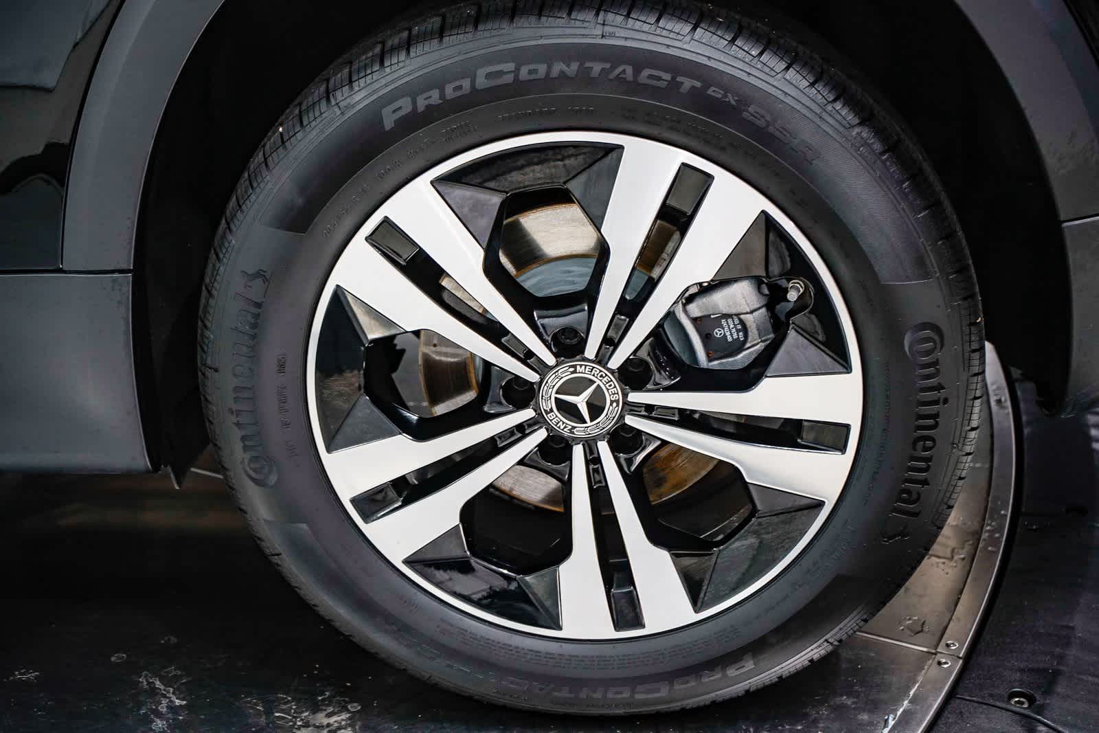 Thumbnail: 2025 Mercedes-Benz GLB - 10