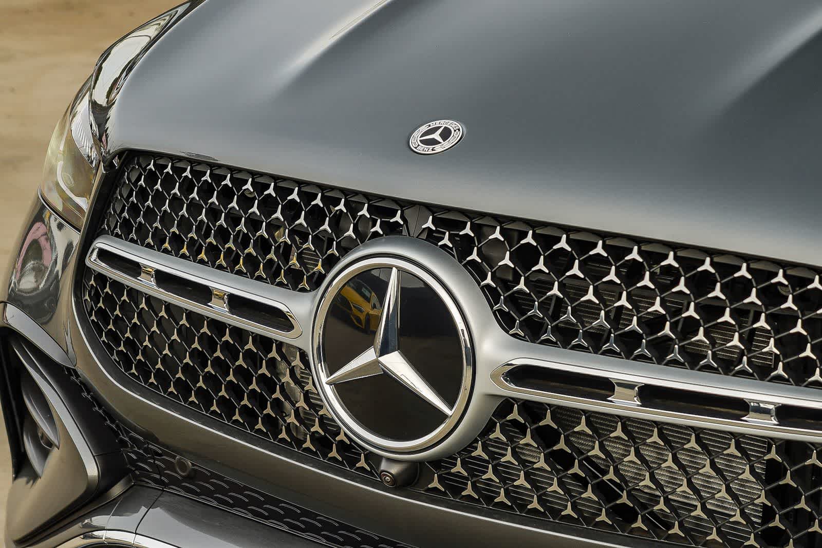 Thumbnail: 2026 Mercedes-Benz GLE - 9