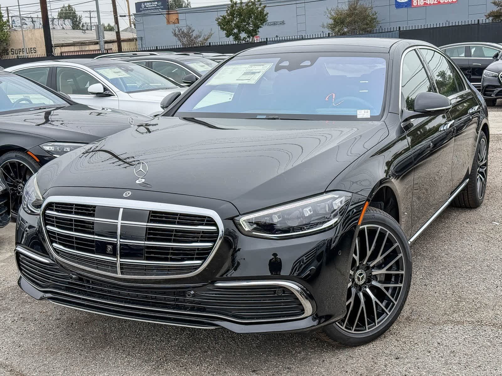 Thumbnail: 2025 Mercedes-Benz S-Class - 1